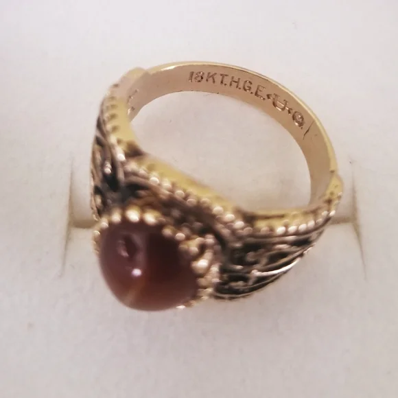 Vintage Gold Ring 18k HGE and Cats Eye Gemstone - Picture 2 of 4